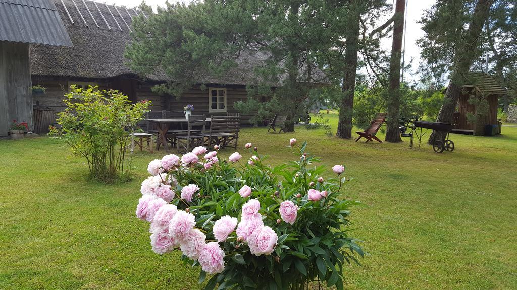 Maenni Summerhouse Kassari Eksteriør bilde